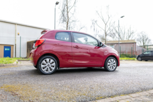 2018 Citroen C1 1.0 Vti Feel in Red — image 6
