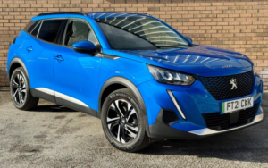 2021 Peugeot 2008 50kwh Allure Auto 5dr in Blue — image 3