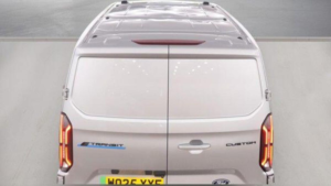 2025 Ford E-Transit Custom 320 65kwh Limited Auto L1 H1 5dr in Silver — image 4