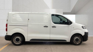 2020 Peugeot Expert 2.0 Bluehdi 1400 S Standard Panel Van Mwb Euro 6 (s/s) 6dr in White — image 5