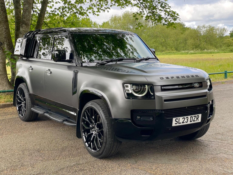 2023 Land Rover Defender 110 3.0 D250 Mhev X-Dynamic Se Auto 4WD Euro 6 (s/s) 5dr in Grey — image 1