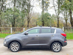 2014 Kia Sportage 1.7 Crdi Ecodynamics 2 2WD Euro 5 (s/s) 5dr in Silver — image 5