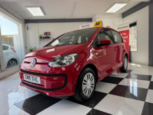 2016 Volkswagen Up! 1.0 Move Up! Euro 6 5dr in Red — image 3