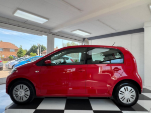 2016 Volkswagen Up! 1.0 Move Up! Euro 6 5dr in Red — image 4