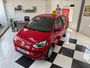 2016 Volkswagen Up! 1.0 Move Up! Euro 6 5dr in Red — image 6