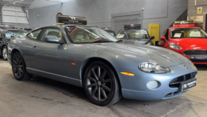 2005 Jaguar Xk8 4.2 Blue Automatic Coupe 2dr Rare Car+stunning+cruise in Blue — image 4