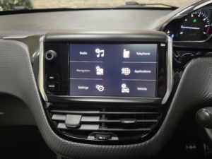 2018 Peugeot 2008 1.2 Puretech Gt Line SUV 5dr Petrol Manual Euro 6 (s/s) (110 Ps) in Multicolour — image 6