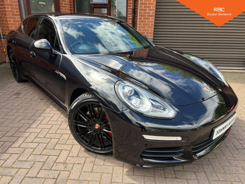 2015 Porsche Panamera 3.0d V6 Tiptronics Euro 5 (s/s) 5dr in Black — image 1