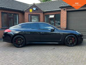 2015 Porsche Panamera 3.0d V6 Tiptronics Euro 5 (s/s) 5dr in Black — image 6