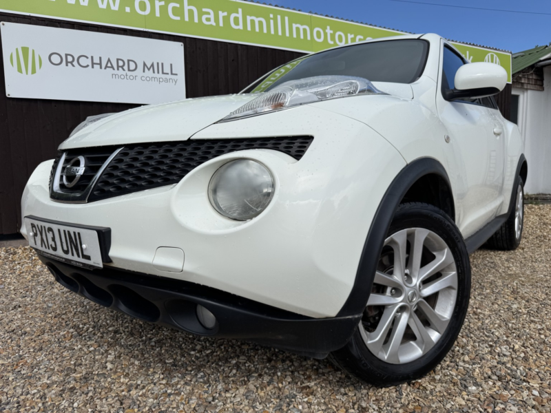 2013 Nissan Juke 1.5 Dci 8v Acenta Premium in White — image 1