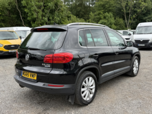 2015 Volkswagen Tiguan 2.0 Tdi Bluemotion Tech Match in Black — image 6