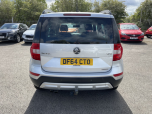 2014 Skoda Yeti 1.6 Tdi Greenline Ii S in Grey — image 6