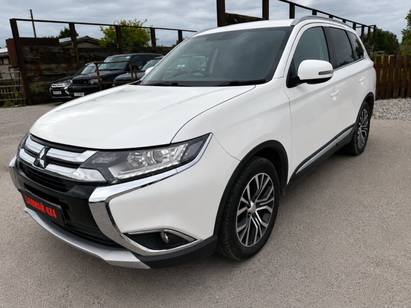 2016 Mitsubishi Outlander 2.2 Di-D Gx3 in White — image 1