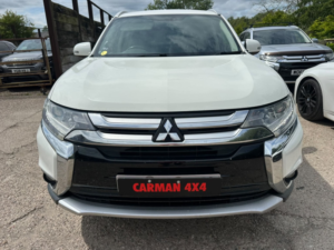 2016 Mitsubishi Outlander 2.2 Di-D Gx3 in White — image 4