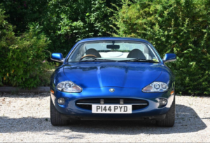 1996 Jaguar Xk8 Ref 8792 - Jaguar Xk8 (x100) 4.0 Coupe- Just 44k Miles! (rhd - Uk Car) in Blue — image 4
