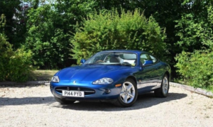 1996 Jaguar Xk8 Ref 8792 - Jaguar Xk8 (x100) 4.0 Coupe- Just 44k Miles! (rhd - Uk Car) in Blue — image 6