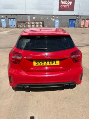 2013 Mercedes-Benz A Class 2.1 A220 Cdi Amg Sport Hatchback 5dr Diesel 7g-Dct Euro 6 (s/s) (170 Ps) in Red — image 4