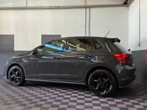 2020 Volkswagen Polo 1.0 Tsi Gpf R-Line Hatchback 5dr Petrol Manual Euro 6 (s/s) (115 Ps) in Grey — image 4