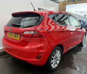 2017 Ford Fiesta 1.0t Ecoboost Titanium Hatchback 5dr Petrol Manual Euro 6 (s/s) (125 Ps) in Red — image 3