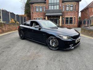 2017 BMW M4 3.0 M4 Coupe Competition Package in Black — image 5