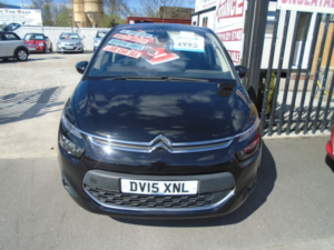 2015 Citroen C4 Picasso 1.6 E-Hdi Exclusive MPV 5dr Diesel Manual Euro 5 (s/s) (115 Ps) in Black — image 2