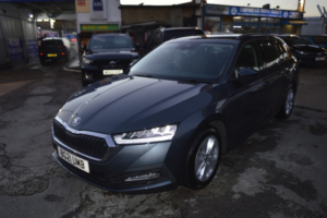 2021 Skoda Octavia 1.0 Tsi E-Tec Mhev Se Technology in Grey — image 2