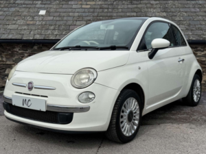 2011 Fiat 500 1.2 500 Lounge 3dr in White — image 2