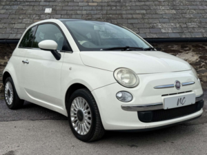 2011 Fiat 500 1.2 500 Lounge 3dr in White — image 3