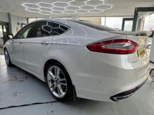 2015 Ford Mondeo 2.0 Tdci Titanium Euro 6 (s/s) 5dr in White — image 4