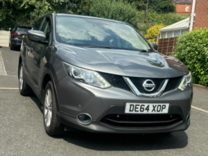 2014 Nissan Qashqai 1.5 Dci Acenta Premium 2WD Euro 5 (s/s) 5dr in Grey — image 4