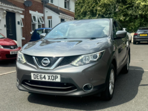 2014 Nissan Qashqai 1.5 Dci Acenta Premium 2WD Euro 5 (s/s) 5dr in Grey — image 6