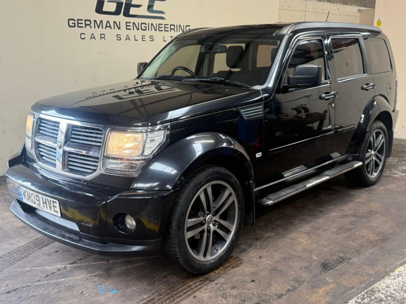 2009 Dodge Nitro 2.8 Crd Sxt 5dr in Black — image 1