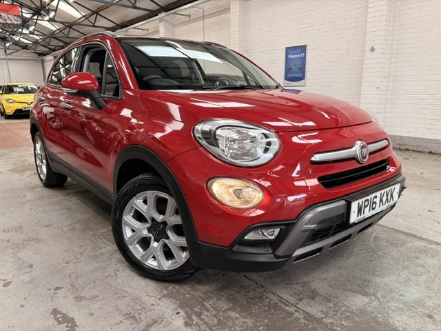 2016 Fiat 500x 1.6 500x Off-Road Look 1.6 Multijet Ii 120hp Cross in Red — image 1