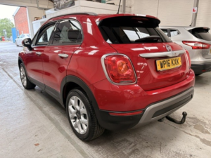 2016 Fiat 500x 1.6 500x Off-Road Look 1.6 Multijet Ii 120hp Cross in Red — image 3