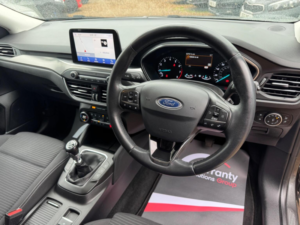 2018 Ford Focus 1.0t Ecoboost Titanium Euro 6 (s/s) 5dr in Grey — image 5