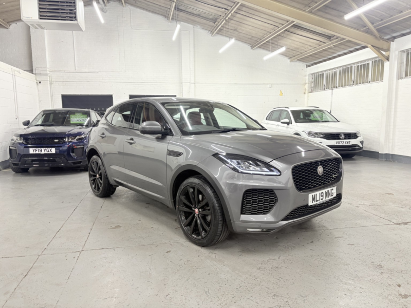 2019 Jaguar E-Pace 2.0 D180 R-Dynamic Hse in Grey — image 1