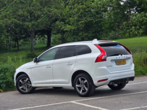 2015 Volvo Xc60 2.4 D4 R-Design Lux Nav AWD Euro 5 (s/s) 5dr in White — image 5