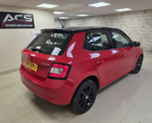 2015 Skoda Fabia 1.2 Tsi Se Hatchback 5dr Petrol Manual Euro 6 (s/s) (90 Ps) in Red — image 3