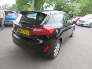 2017 Ford Fiesta 1.1 Ti-Vct Zetec Euro 6 (s/s) 3dr in Black — image 5