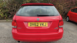 2012 Volkswagen Golf 1.6 Tdi S in Red — image 3