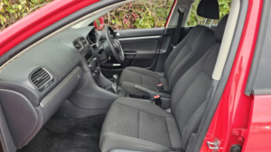 2012 Volkswagen Golf 1.6 Tdi S in Red — image 6