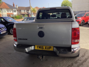 2016 Volkswagen Amarok 2.0 Bitdi Bluemotion Tech Highline Auto 4motion Euro 5 (s/s) 4dr in Silver — image 6