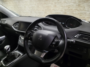2018 Peugeot 308 Sw 1.5 Bluehdi Active Estate 5dr Diesel Manual Euro 6 (s/s) (130 Ps) in Blue — image 5