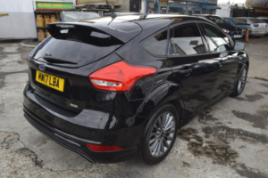 2017 Ford Focus 1.0 T Ecoboost St-Line in Black — image 2