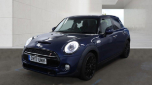 2017 MINI Hatch 2.0 Cooper S Auto Euro 6 (s/s) 5dr in Blue — image 3