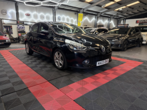 2014 Renault Clio 0.9 Dynamique Medianav Tce 90 Stop & Start in Black — image 6