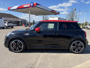 2016 MINI Hatch 2.0 John Cooper Works 3-Door Hatch in Black — image 4