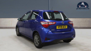 2019 Toyota Yaris 1.5 Vvt-I Icon Euro 6 5dr in Blue — image 3