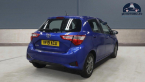 2019 Toyota Yaris 1.5 Vvt-I Icon Euro 6 5dr in Blue — image 6