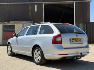 2010 Skoda Octavia 1.8 Tsi Elegance in Silver — image 5